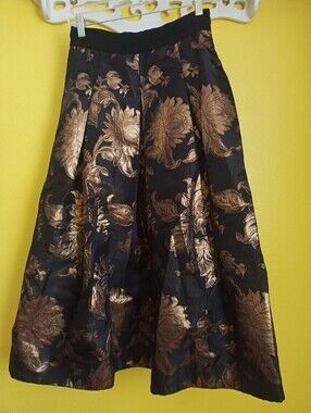 Black And Gold, Size 0 White House Black Market Midi Skirt